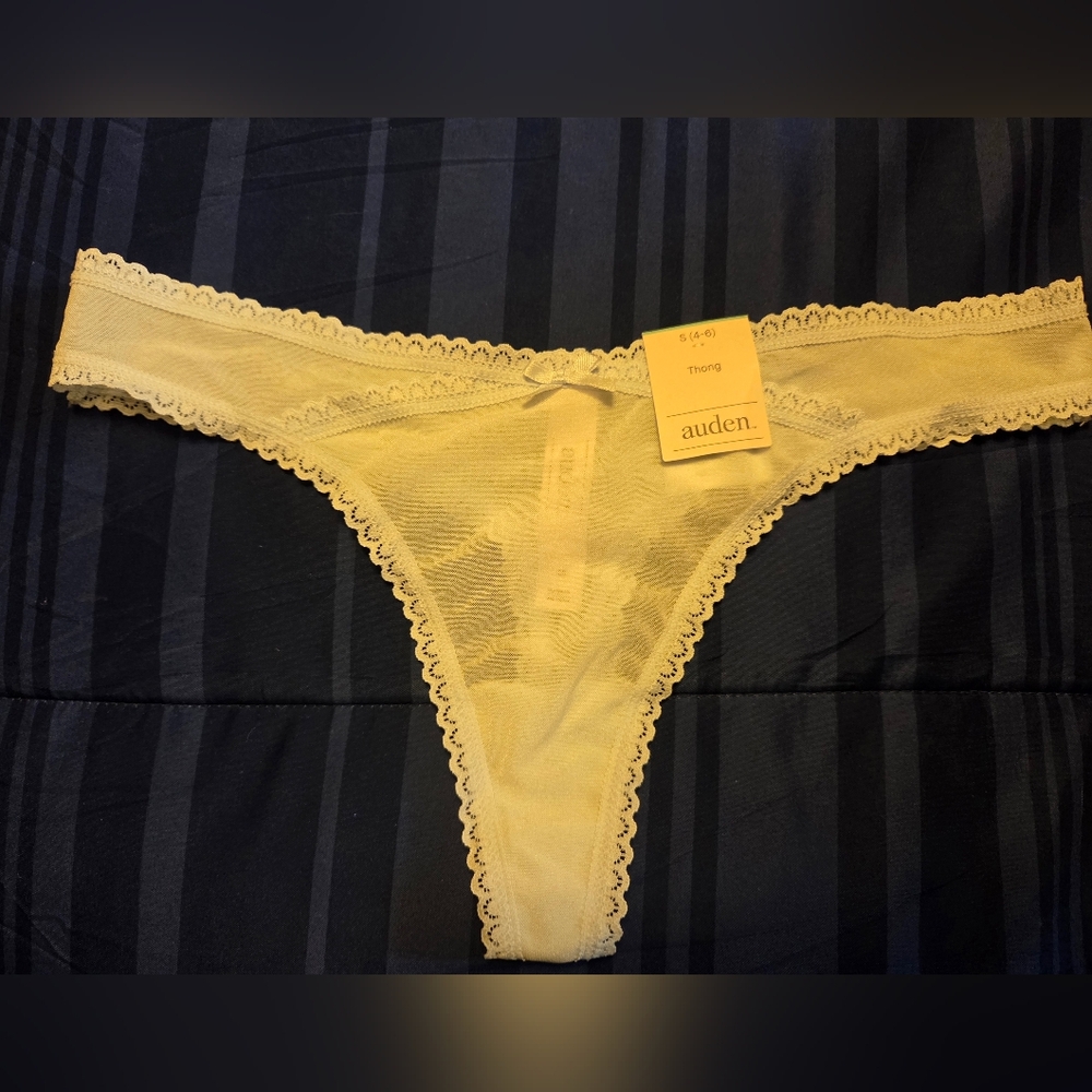 Auden Soft Blue Lace Thong Size Small NWT
